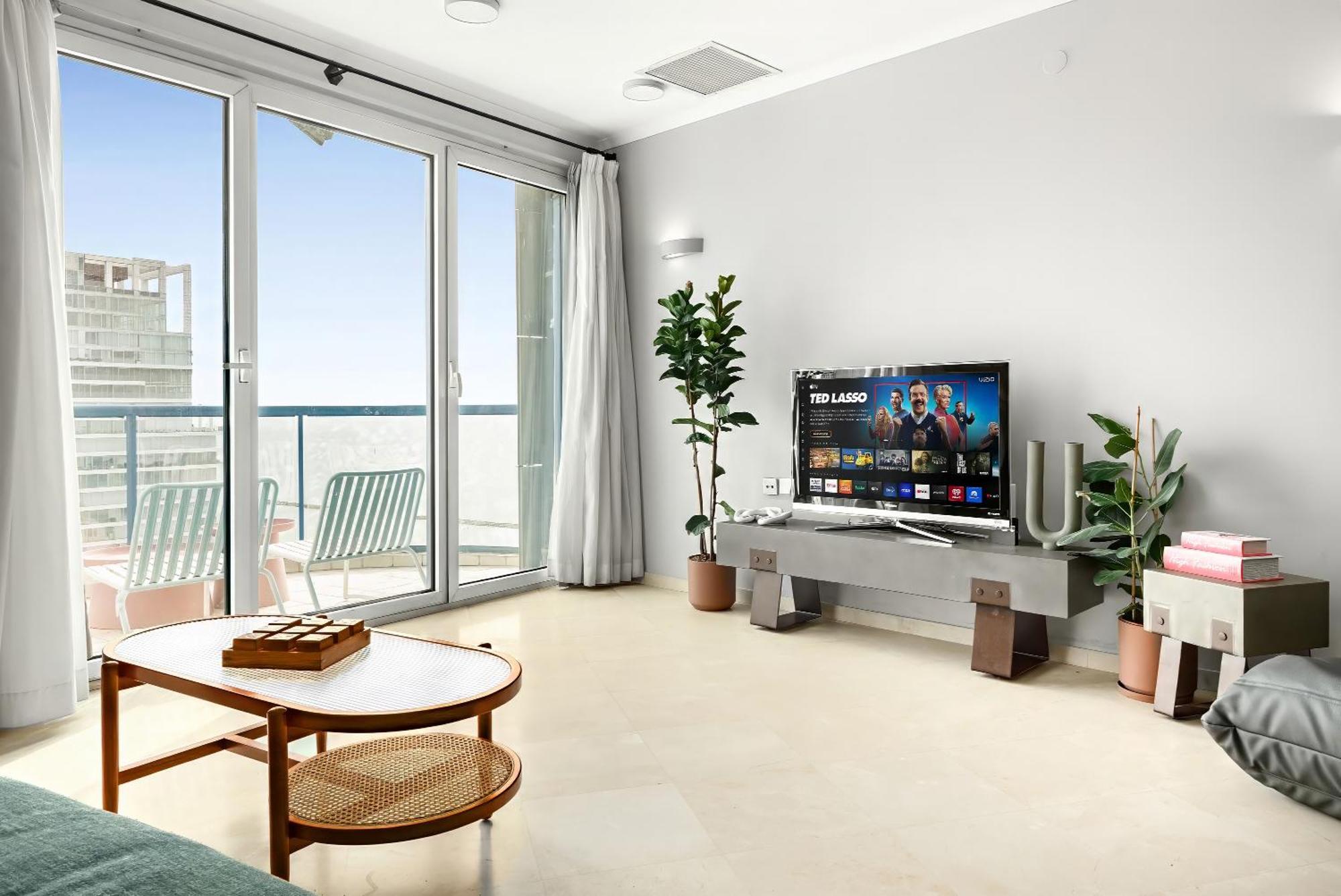 Superb Beachfront Apartments With Shelter By Sea N' Rent تل أبيب المظهر الخارجي الصورة